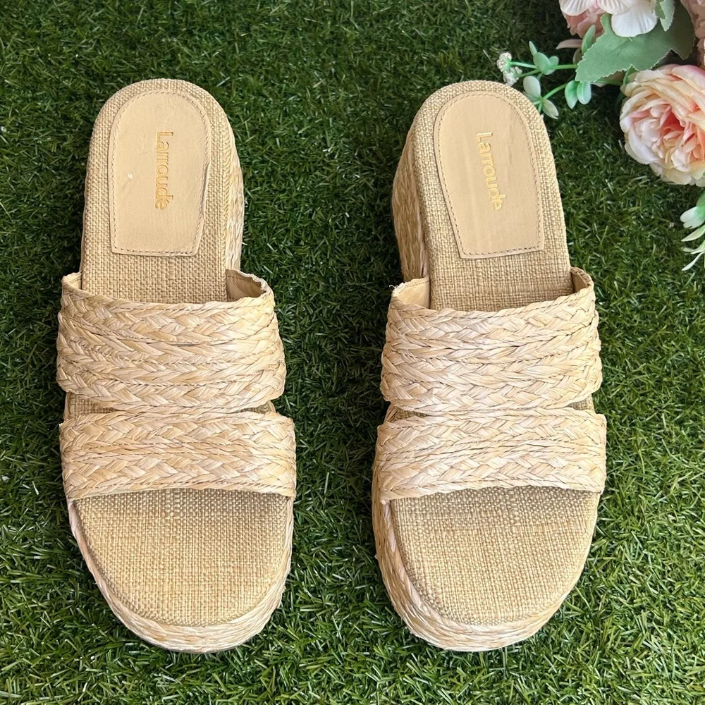 Larroudé Women's Ash Braided natural  Raffia Flatform Sandals size 6.5 like new